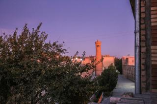 Family Guest House Zaynullo near old city - Bukhara - 7