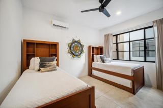 3BR 8 Guests Casa Piedra with 2 Private Pools and BBQ - 8