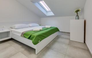 Awesome Apartment In Starigrad With Wifi - Starigrad-Paklenica - 3