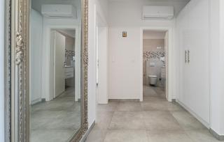 Awesome Apartment In Starigrad With Wifi - Starigrad-Paklenica - 4