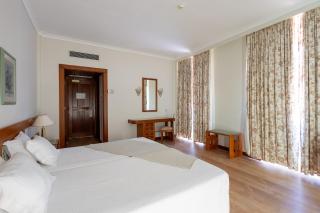Hotel Universal - Geres - 5