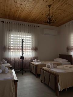 Georgemishel Guest House - Berat - 4
