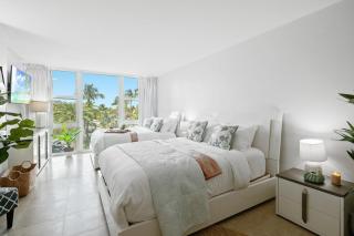 Beach Front 2 Bed Condo - Pool & Tiki Bar - Fort Lauderdale - 7