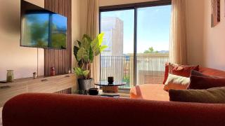 Dynasty Estate - Palmiers Luxury Suites about 3 min from Tram Station - - 0