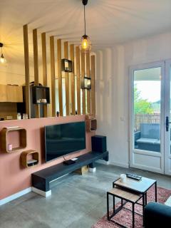 Appartement 2p à 200m du village et 2,5km de la mer - Villeneuve-Loubet - 1
