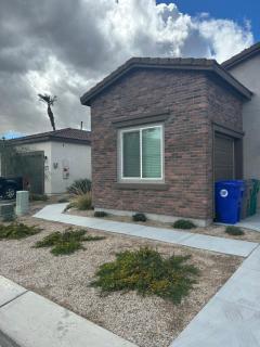Indio House With a Golf course View - Indio - 9