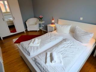 Emely Ferienwohnung - Röbel - 3