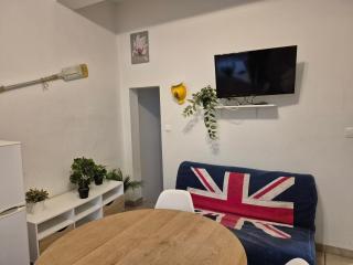 Appartement 4 voyageurs avec terrasse et WIFI - Carcassonne - 0