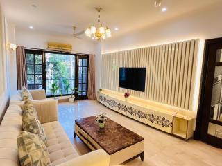 The South Manor Residency Near AIIMS Hospital New Delhi - Nueva Delhi - 4