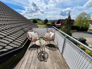 flair Apartment Stadtoase Fulda I Whirlpool I Balkon I 2x Parken I Kaffee I Highspeed WLAN I Disney plus - 9