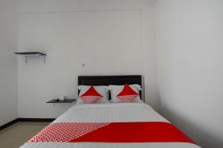 SUPER OYO 3309 Forrest’inn - Kediri - 4