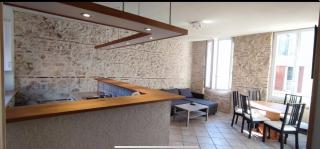 Appartement duplex spacieux en hypercentre avec garage privé - 0