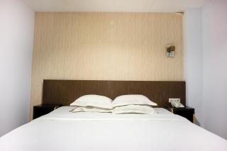 Hotel O Makassar near Losari Beach formerly Ocean View Hotel - - 8