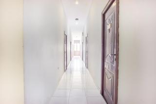 Hotel O Makassar near Losari Beach formerly Ocean View Hotel - - 7