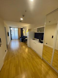 Sea View Apartment - Batumi - 4