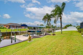 Canal-Front Home with Dock and Lanai in Cape Coral! - Cape Coral - 8