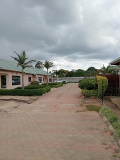 3 bdr Solar Power Day and Night - Lusaka - 0