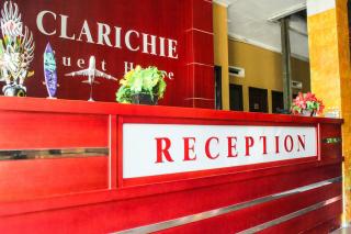 SPOT ON 3605 Clarichie Guest House - Kupang - 5