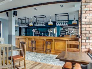 OYO Tamworth Arms Boutique Pub & Hotel - 8