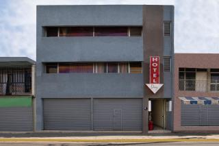 Capital O Hotel Diez - Celaya - 8