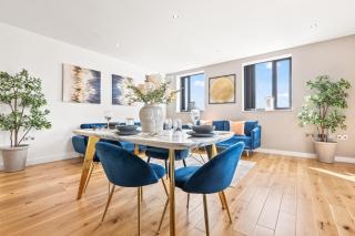 Golden Quarter Penthouse - 3 Beds - Contractors - 8