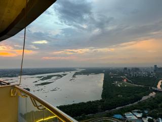 Supernova Spira 39th floor Sec 94 Noida - 9