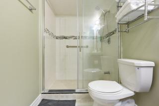 Amazing Spacious house in Center of Richmond hill - Richmond Hill - 6