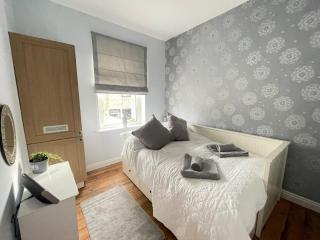 Lollipop Cottage - 5