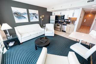 Brand New Oceanfront Honeymoon Suite, Pools, Views - Myrtle Beach - 8