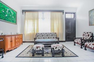 OYO Life 90091 Wisma Pakuan Syariah - Bogor - 2