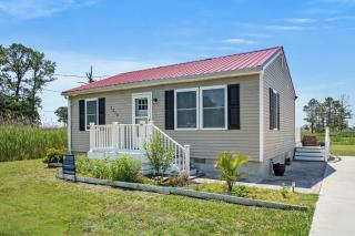 Kitty's Bayside Bungalow - - 0