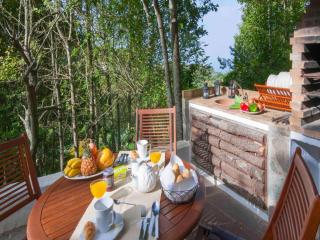 Unique cave house with Jacuzzi in Moya - Moya - 3
