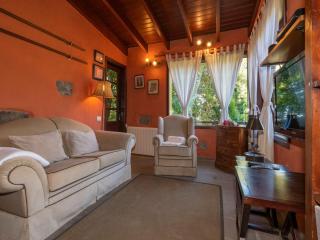 Cave House Retreat with Solarium and Pool - Moya - 1