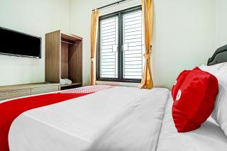 OYO Life 90211 I-sidji Inn - 4