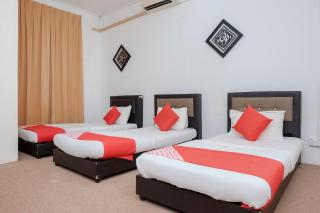 OYO 90180 Gemilang Hotel Kerteh - 7