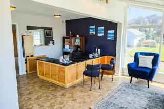 Waves Hotel NYE Beach - Newport OR - 6