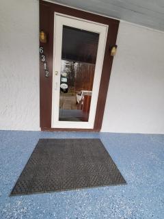 Quick Stay - Convenient & Cozy - 20 Minutes from Charleston - 9