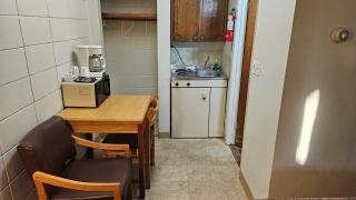 Camelot Court Motel - Prince George - 2