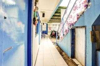 OYO Life 90523 Homestay Jenggolo - 7