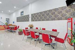 Hotel O Bukittinggi near Jam Gadang formerly New Aedo - 4