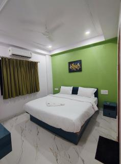 Hotel The Hood - Nagpur - 5