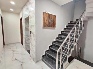 Hotel G S Grand Amritsar 200 MTR from golden temple - Best Budget Friendly Hotel - Amritsar - 1
