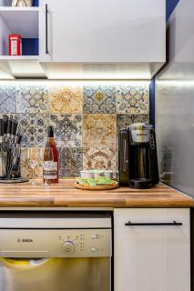 Art inspired Modern Flat near VAKE PARK with WIFI - Tbilisi - 1