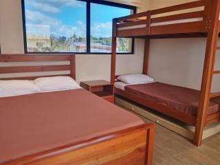 Cristina's Holiday Home - Tagaytay - 7