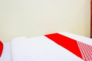 Flagship 90723 Berlima Guest House Syariah - 2