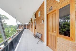 Hotel O D Kost In Kandri Semarang - 5