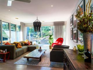 Signature Accommodation Montez House Pool Retreat - Castlemaine - 9