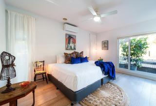 Signature Accommodation Montez House Pool Retreat - Castlemaine - 8
