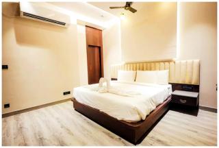 HOTEL PREMIUM MIDAS IN Near Gold Cinema - Mathura - 5