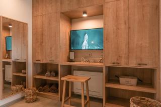 Living Moments - Fira - 5